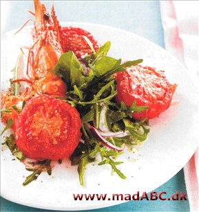 Lille, men uhm: Denne udsøgte salat med rucola, skovsyre og grillet tomat har fine rejer på toppen ...