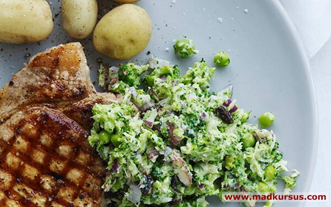 Broccoli-couscous med svinekotelet