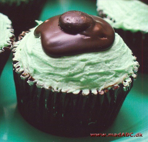 After eight cupcakes After eight cupcakes