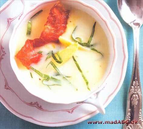 Aspargescremesuppe - forårssuppe + Jordbærhjerter Den fineste forårssuppe, man kan tænke sig - med den herlige aroma fra friske asparges og med sprødstegt skinke og basilikum + Jordbærhjerter med masser af chokolade ...