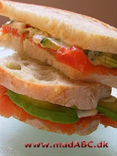Avocado/laksesandwich Kan også bruges til natmad eller brunch. Let og hurtig, lækker sandwich ...