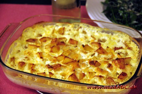 Bacalhau com natas- på dansk bacalhau med fløde, er en spændende ret lavet på klipfisk, der er Portugals nationalret.