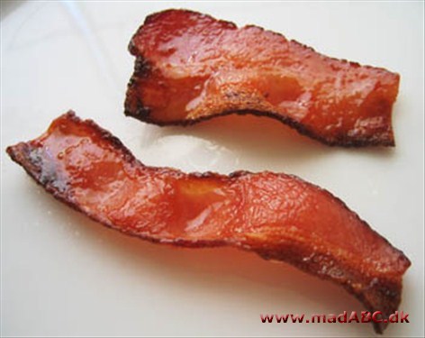 Bacon - glaseret bacon glaseret med sennep og farin smager fantastisk med kartofler og persillesauce som tilbehør.