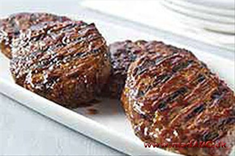 Baconnetter med vilde ris og béarnaise Lækre baconetter, der er meget nemme at lave. Her er opskiften tilhørende vilderis og bernaisesauce. Hvis du har mod på det kan du lave saucen fra bunden.