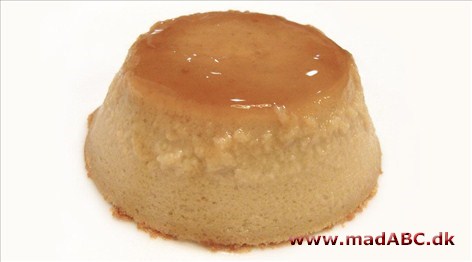 Bananflan med reven appelsinskal Flan er en dessert der oprindeligt er fra Spanien. Desserten findes dog også i en engelsk version. Her laves den med banan og appelsin. Husk at desserten skal være helt afkølet inden servering.