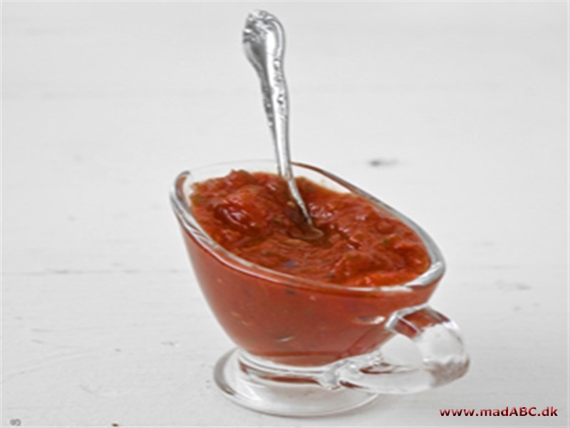 Salsa stammer oprindeligt fra Mexico og mange kender nok tomatsalsaen, der blandt andet bruges til tacos. Her laves salsaen med blomme og kan bruges til blandt andet fugl, fisk eller kødretter. 