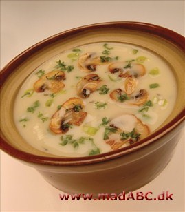 Champignonsuppe, cremet