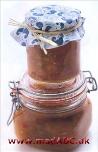 Ferskenchutney til krydrede retter Ferskenchutney til krydrede retter