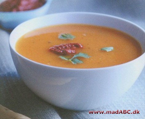 Græskarsuppe med harissa Græskarsuppe med harissa