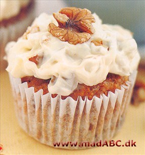 Gulerod med valnødder cupcakes - fedtfattige Gulerod med valnødder cupcakes - fedtfattige
