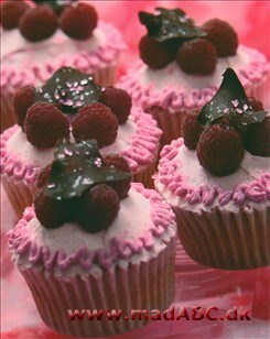 Hvid chokolade og hindbær cupcakes