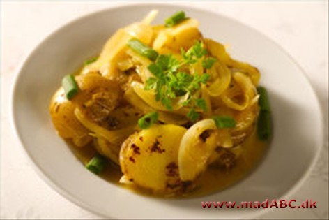 Kartoffelsalat, varm Kartoffelsalat, varm