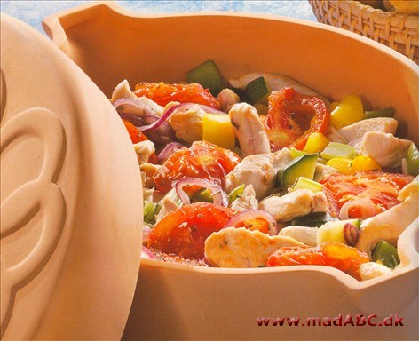 Kylllingeratatouille i stegeso Kylllingeratatouille i stegeso