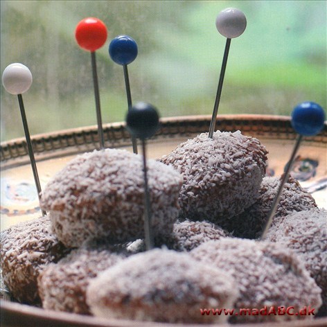 Lamington cupcakes