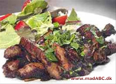 Lever i enebærfløde + Spinatsalat Lever i enebærfløde + Spinatsalat