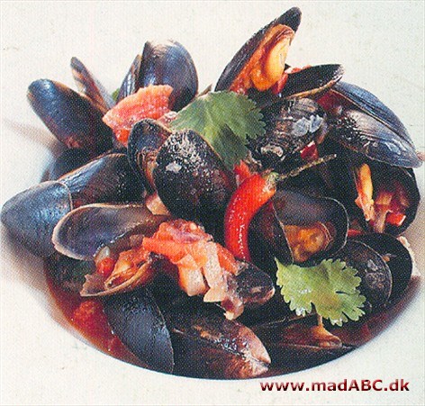Muslinger med tomat og chili Muslinger med tomat og chili