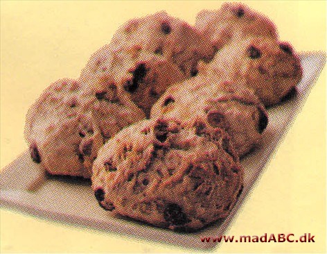 Müsliboller - langtidshævede Spis müsli og rør en dej den ene dag - spis müsli og bag lækre sunde boller den næste dag.