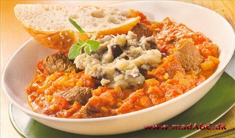 Oksekød med auberginepure i tagine Oksekød med auberginepure i tagine