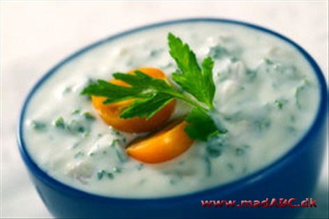 Persilledressing med ylette Persilledressing med ylette