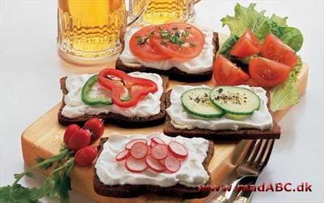 Rugbrød med tomatkvark - diabetiker Ide til lækker morgenmad
