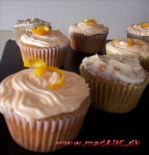 Safran og appelsin cupcakes