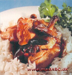 Soya/ingefær-kylling med ris og svampe