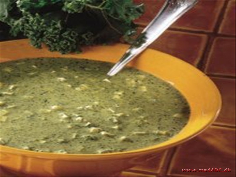 Suppe med grønkål og kartofler