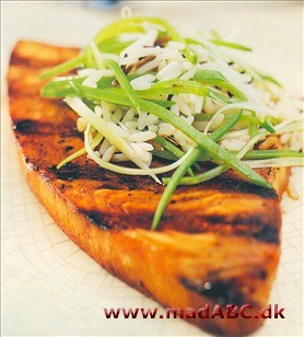 Teriyaki fiskesteaks med grønne og sorte ris Teriyaki fiskesteaks med grønne og sorte ris