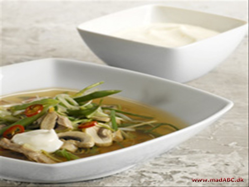 Thaisuppe og ingefærcreme