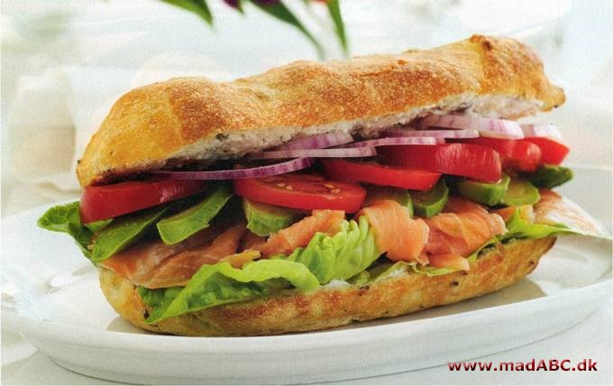 Laksesandwich med avocado