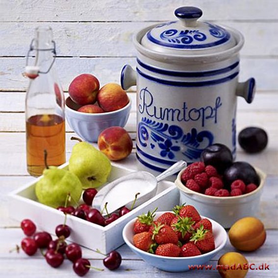 Romtopf - Rumtopf