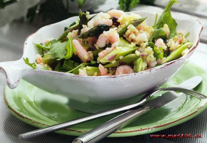Salat med asparges og rejer