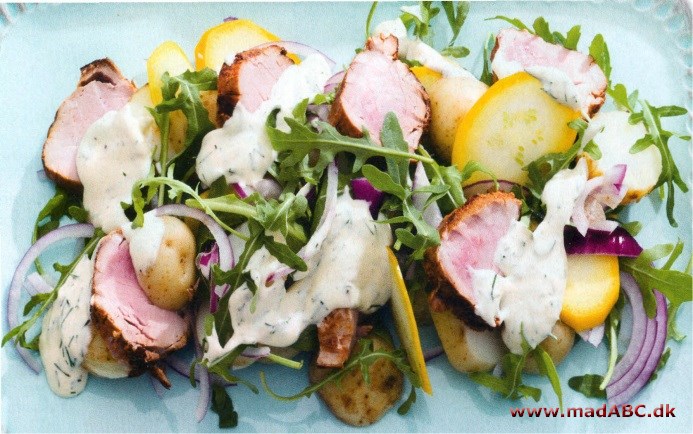 Salat med svinemørbrad, sennep og dild
