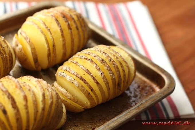 Hasselbagte kartofler - Hasselback-kartofler