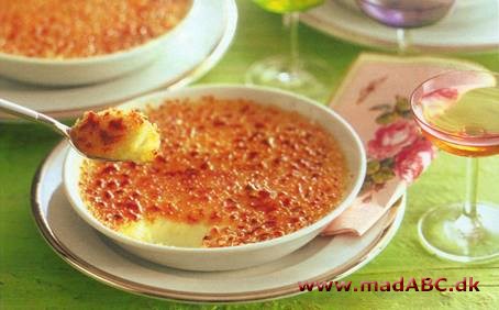 Kalvesteg med kartoffelgratin og Cremé Brulée