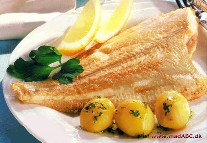 Stegt rødspætte med citronbåde og nye kartofler - din opskrift