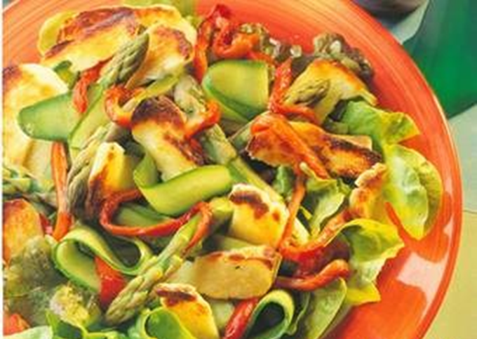 Halloumi salat