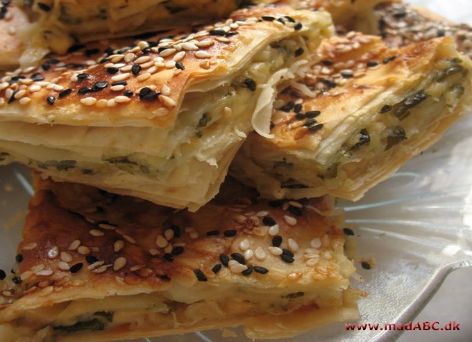 Börek med kødfyld