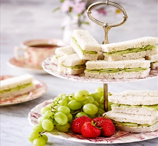 Agurkesandwich med citron-estragonsmør