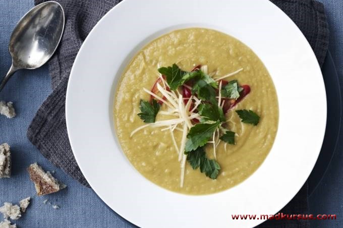 Kartoffelsuppe med chili og ingefær