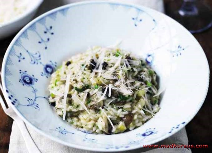 Risotto med svampe og porrer