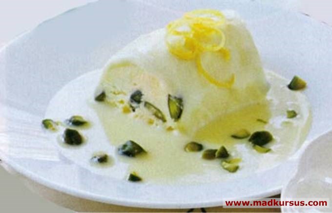 Fisk med dildhollandaise og citronis