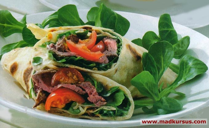 Wrap med bøf og salat