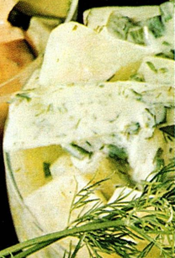 Agurkesalat med yoghurtdressing