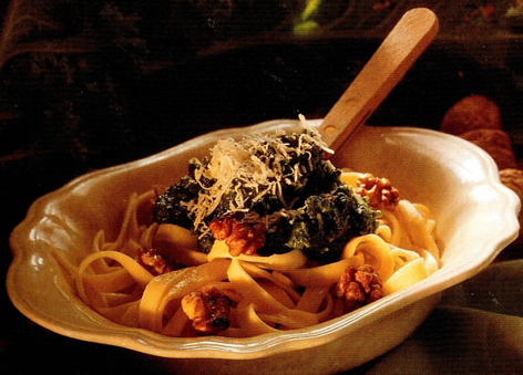 Båndspaghetti med grønkålssmør