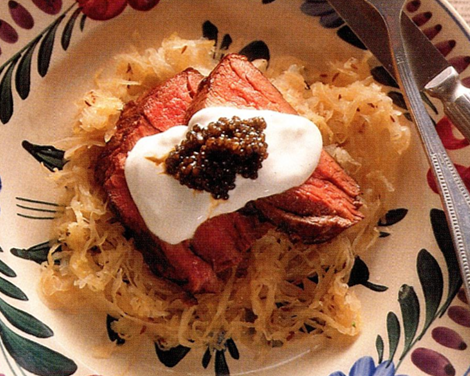 Oksefilet med surkål