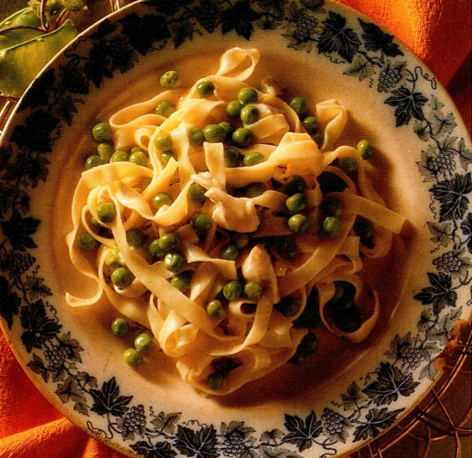 Pasta med frisk gedeost og ærter