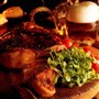 T-bone steg med kålrabitimbaler